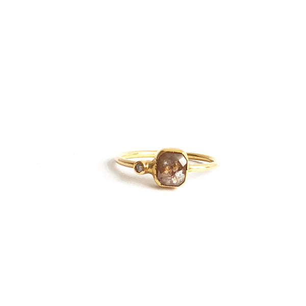 14K Champagne Diamond Gold